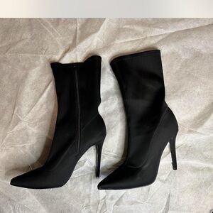 Elegant Black Stiletto Boots